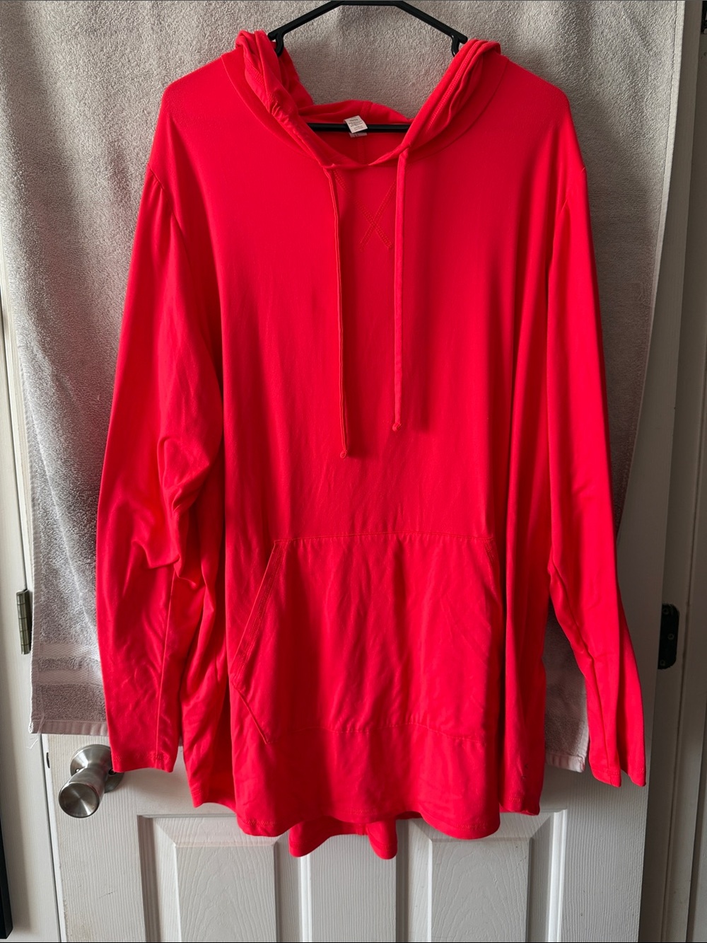 Livi Active Bright Hot Pink Hoodie Pullover